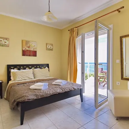 Skala Sleeps 6 T228146 Skala (Kefalonia)