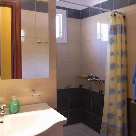 Vila Skala Sleeps 6 T228146 Skala (Kefalonia)