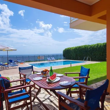 Skala Sleeps 6 T228146 * Skala (Kefalonia)